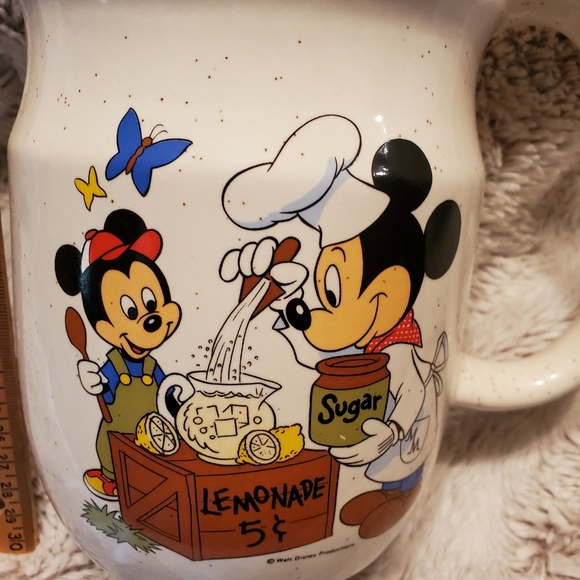 VTG WALT DISNEY MICKEY MOUSE Lemonade Stand Stoneware PITCHER BY TREASURE CRAFT - Picture 2 of 6